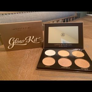 Anastasia Glow Kit